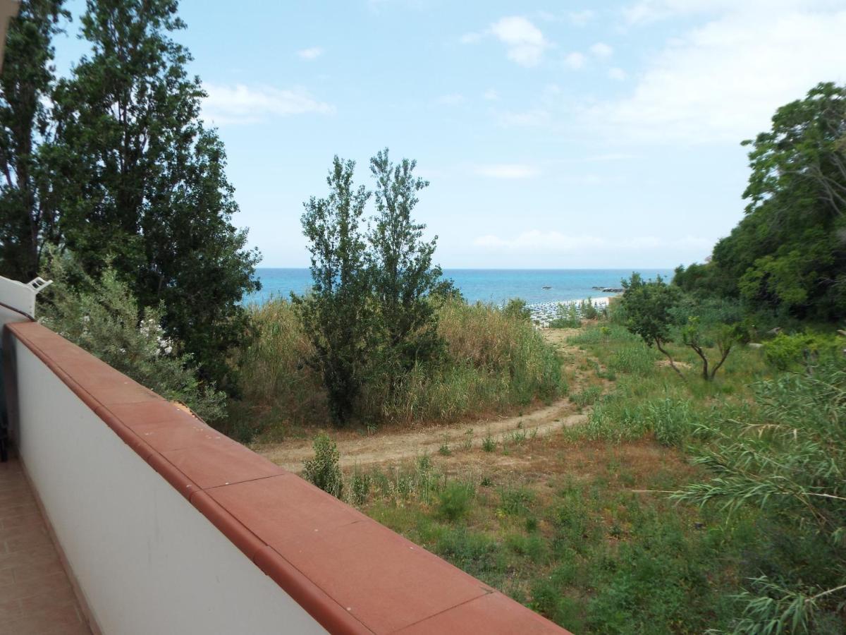 Aparthotel La Grazia Parghelia Esterno foto