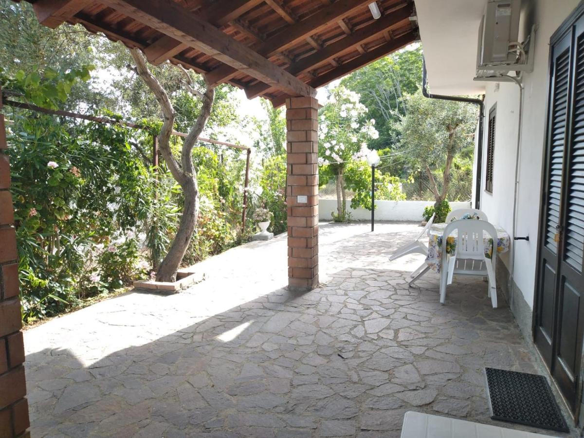 Aparthotel La Grazia Parghelia Esterno foto