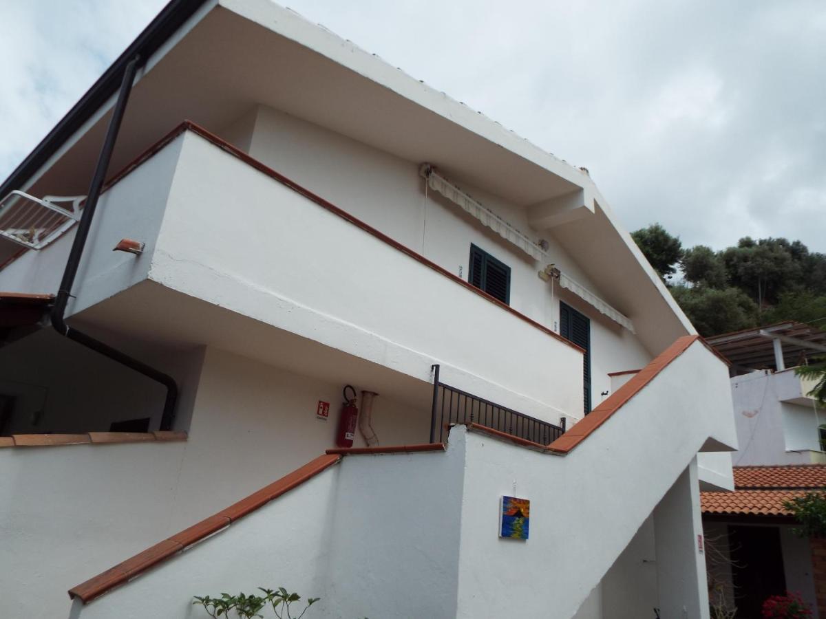 Aparthotel La Grazia Parghelia Esterno foto