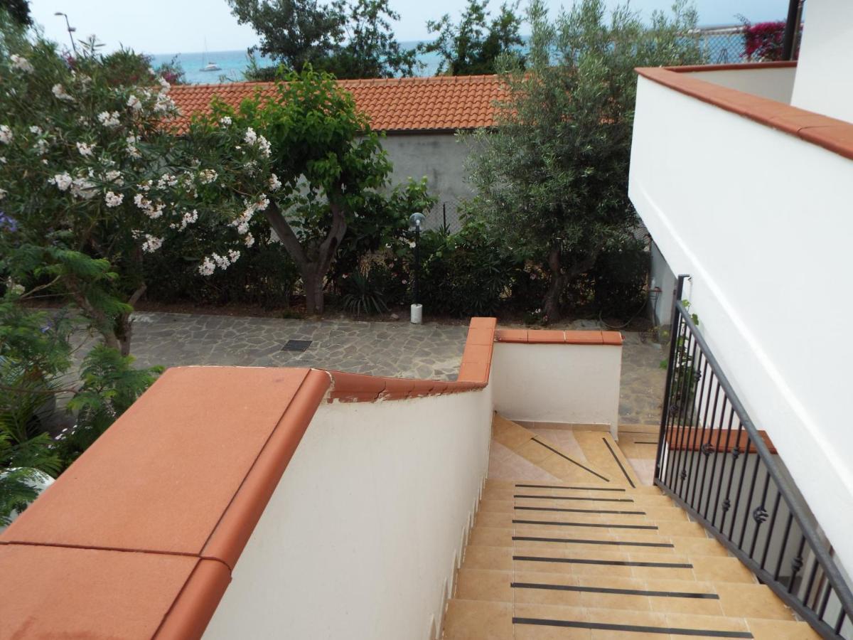Aparthotel La Grazia Parghelia Esterno foto